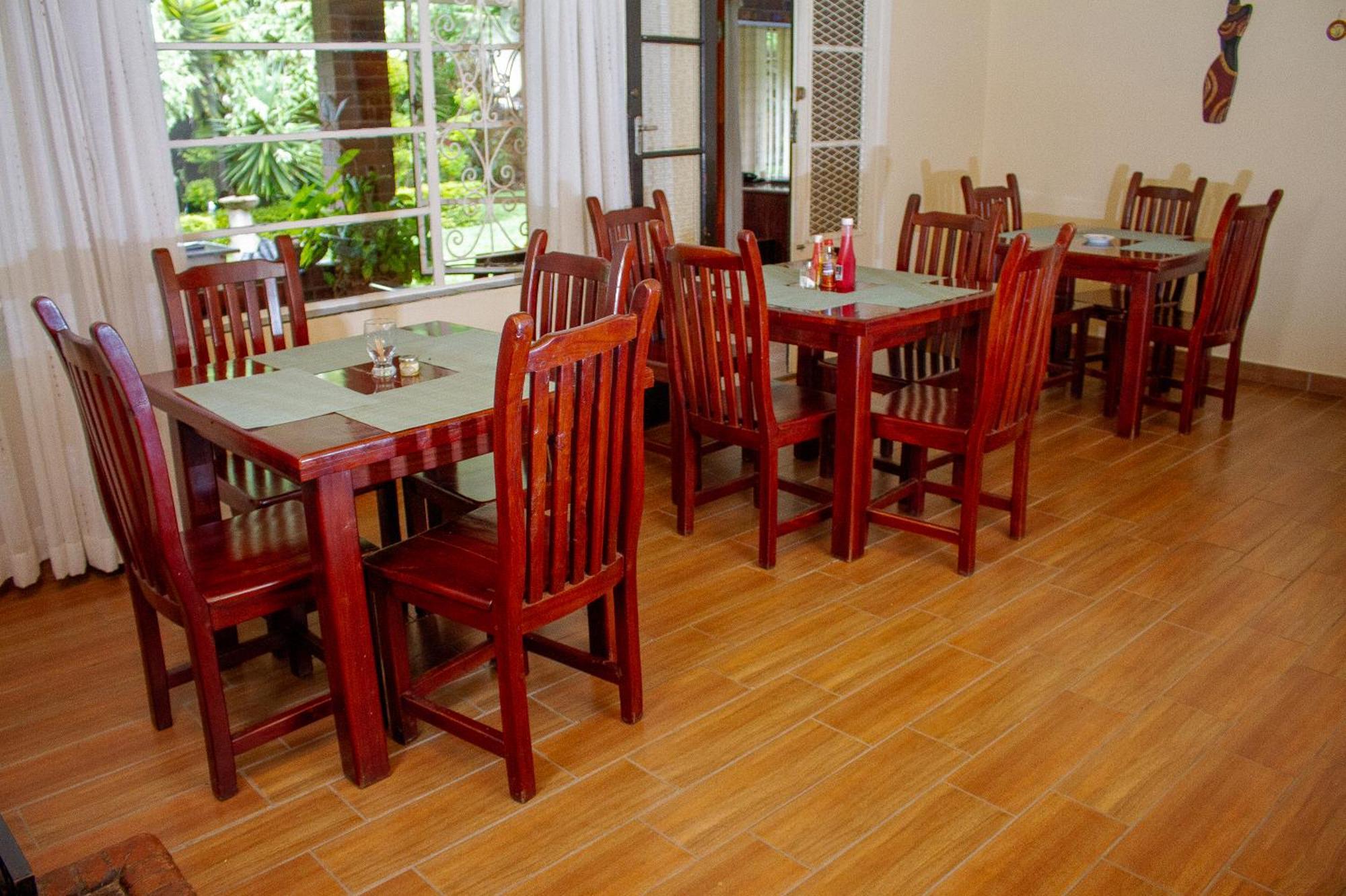 Matilinda Lodge Булавайо Екстериор снимка