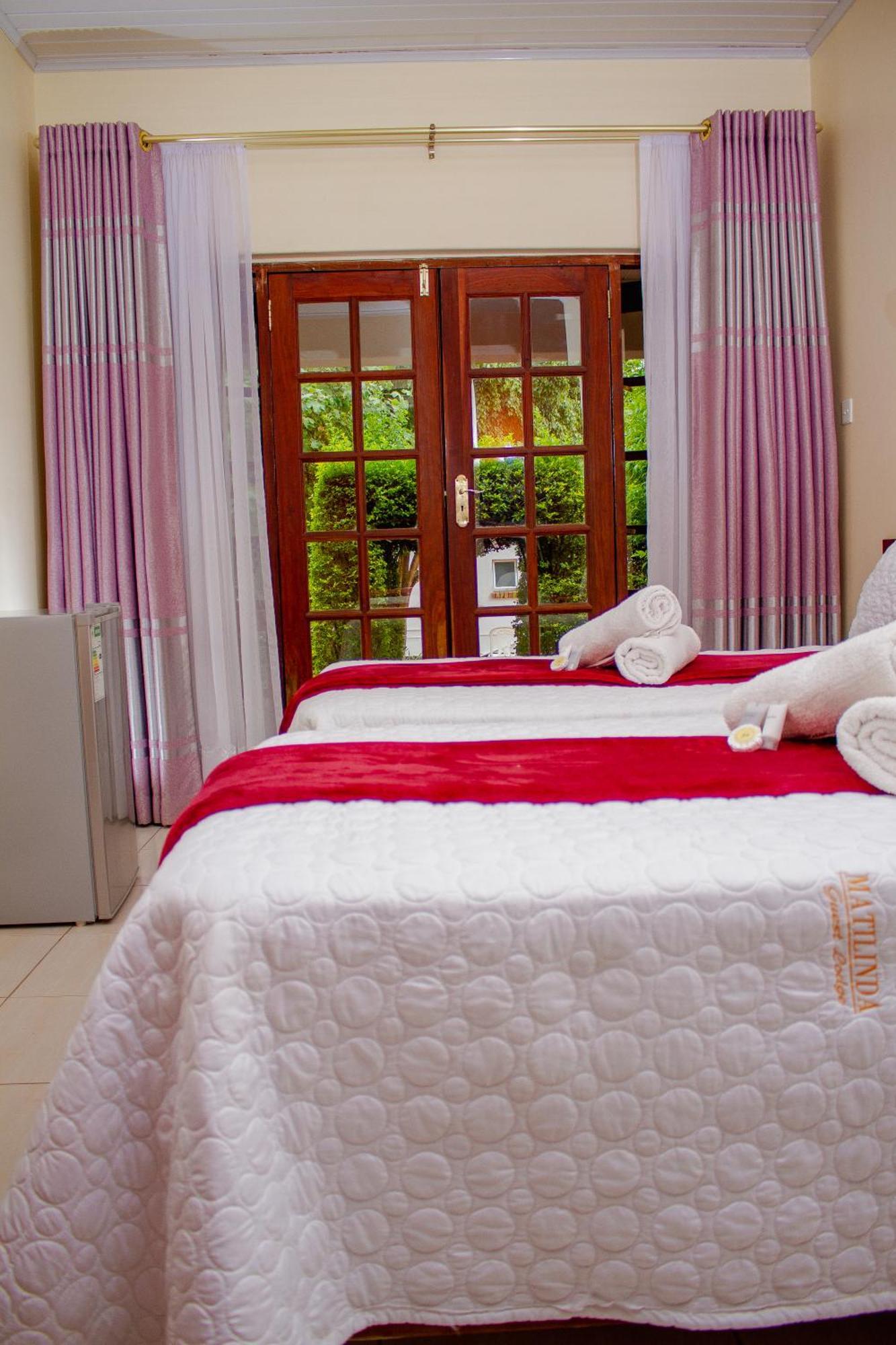 Matilinda Lodge Булавайо Екстериор снимка