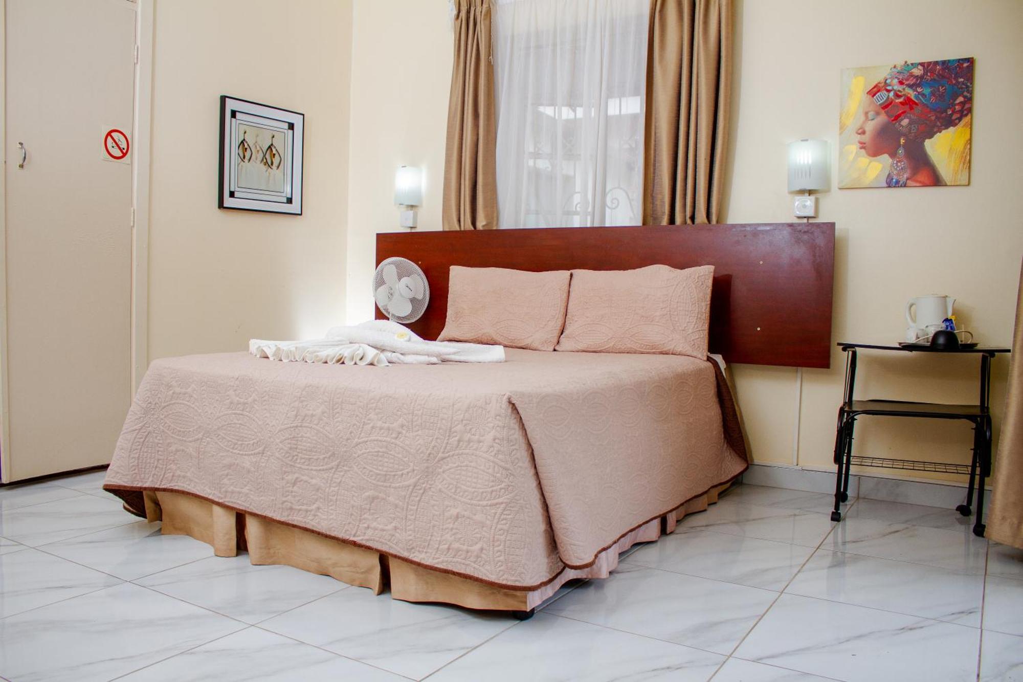 Matilinda Lodge Булавайо Екстериор снимка